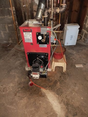 655 Morgan Rd, West Springfield, MA 01089