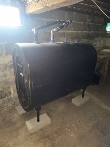 655 Morgan Rd, West Springfield, MA 01089