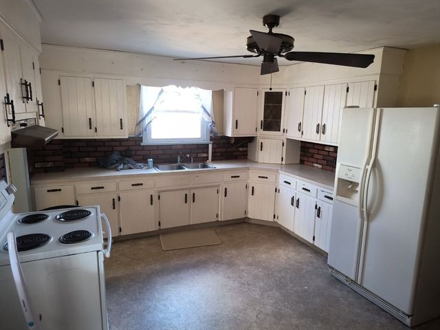 655 Morgan Rd, West Springfield, MA 01089