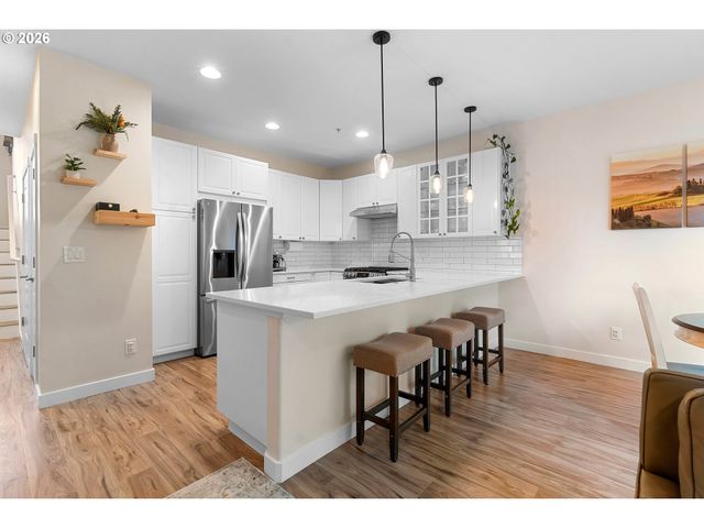 11490 Se AQUILA St, Happy Valley, OR 97086