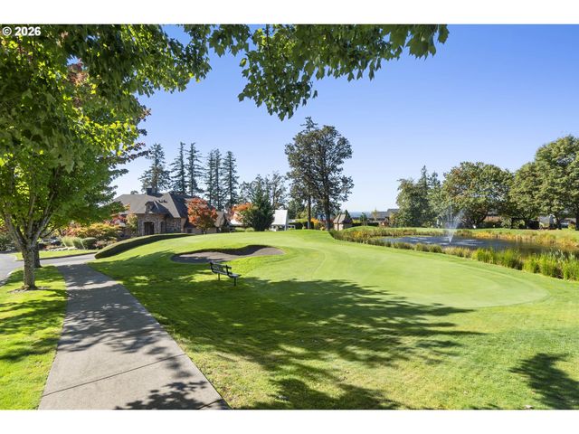 11490 Se AQUILA St, Happy Valley, OR 97086