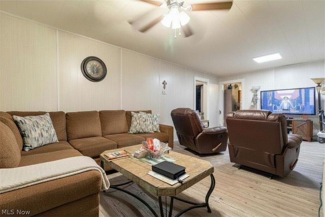 3892 Highland Avenue, Shadyside, OH 43947