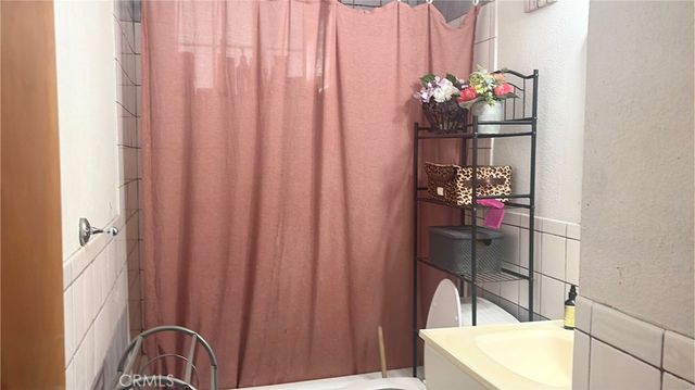 15169 Sequoia Avenue, Fontana, CA 92335
