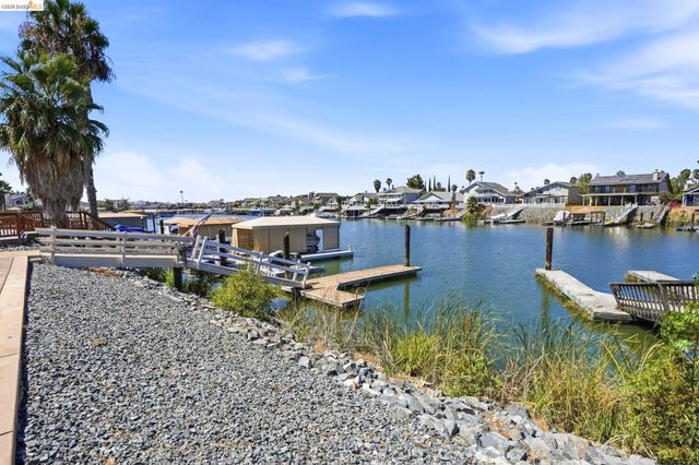 4841 Spinnaker Way, Discovery Bay, CA 94505