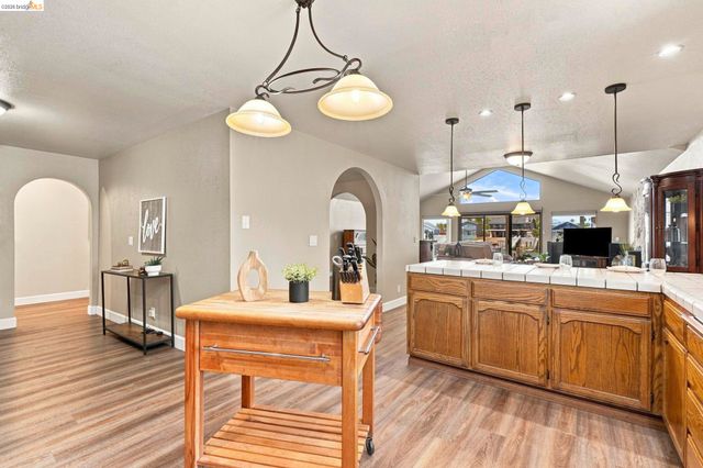 4841 Spinnaker Way, Discovery Bay, CA 94505