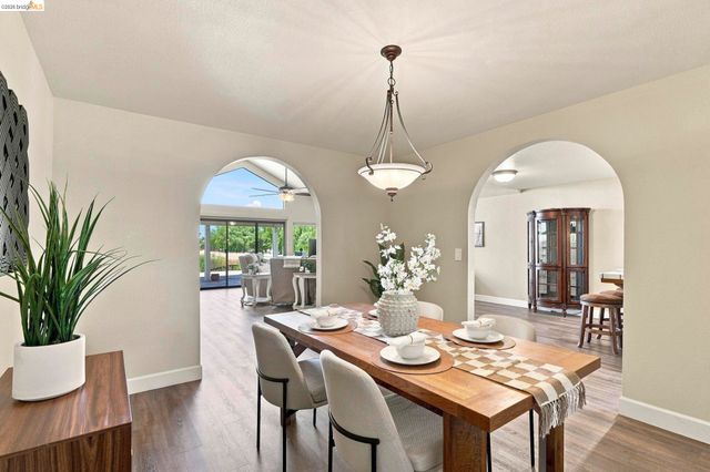 4841 Spinnaker Way, Discovery Bay, CA 94505