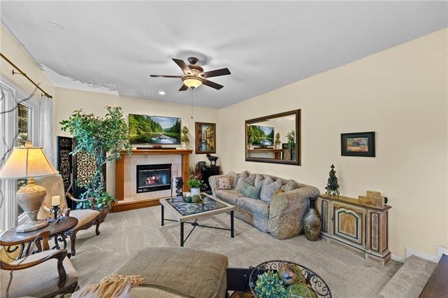 6204 W 156th Street, Overland Park, KS 66223