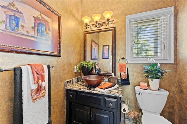 6204 W 156th Street, Overland Park, KS 66223