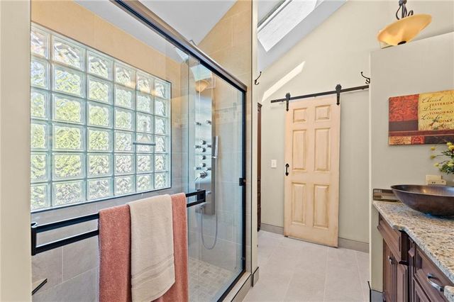 6204 W 156th Street, Overland Park, KS 66223