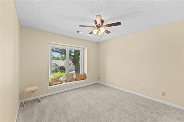 6204 W 156th Street, Overland Park, KS 66223
