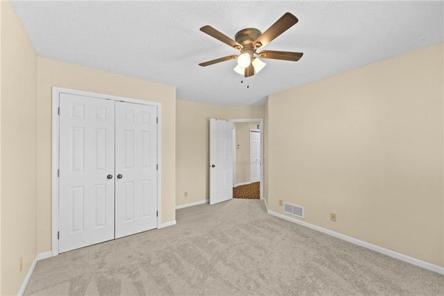 6204 W 156th Street, Overland Park, KS 66223