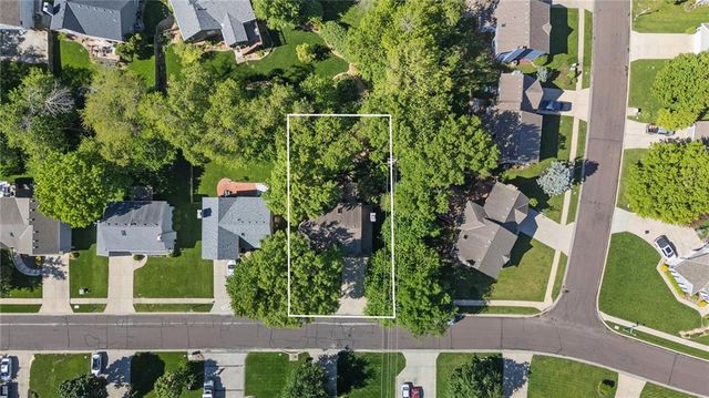 6204 W 156th Street, Overland Park, KS 66223