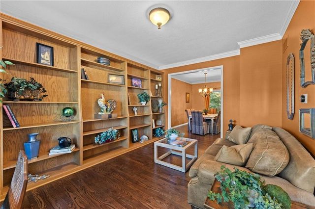 6204 W 156th Street, Overland Park, KS 66223