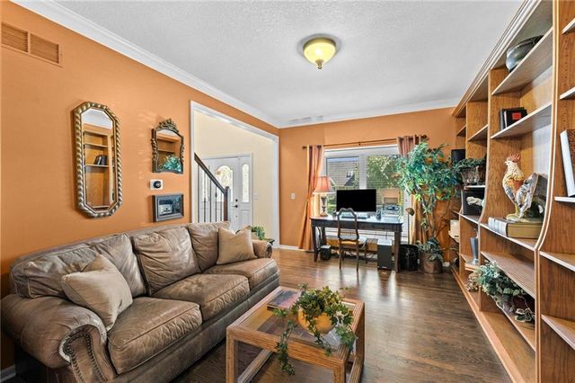 6204 W 156th Street, Overland Park, KS 66223