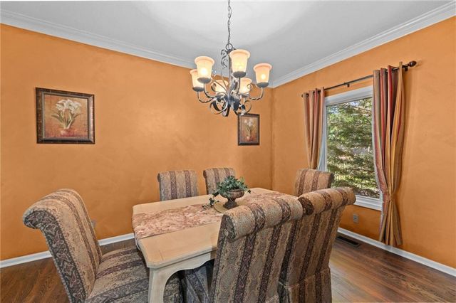 6204 W 156th Street, Overland Park, KS 66223
