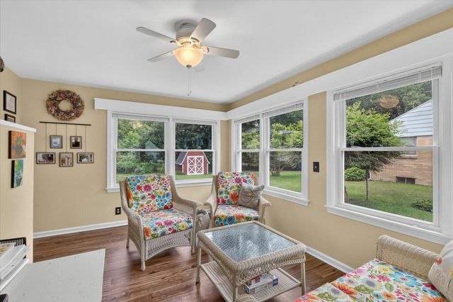 1002 Coolidge Avenue, Kalamazoo Twp, MI 49006