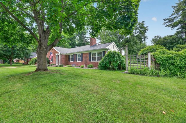 1002 Coolidge Avenue, Kalamazoo Twp, MI 49006
