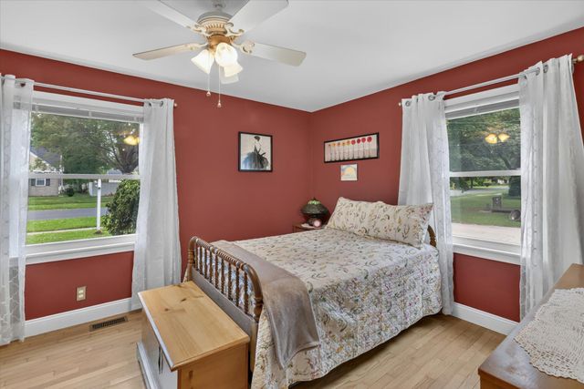 1002 Coolidge Avenue, Kalamazoo Twp, MI 49006