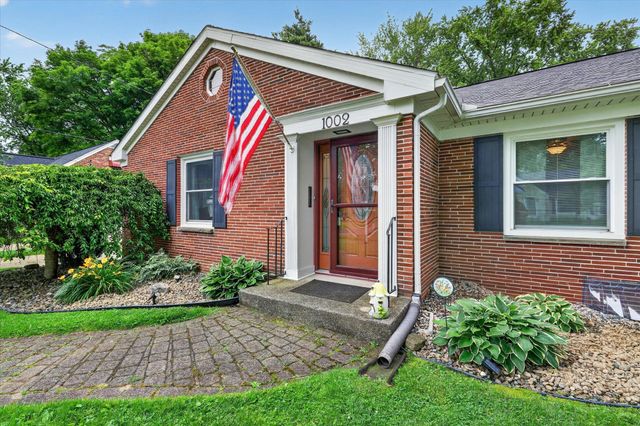1002 Coolidge Avenue, Kalamazoo Twp, MI 49006