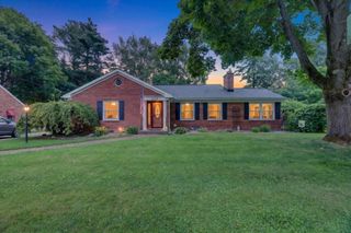 1002 Coolidge Avenue, Kalamazoo Twp, MI 49006