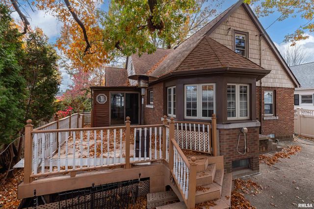 2911 25TH Avenue, Moline, IL 61265