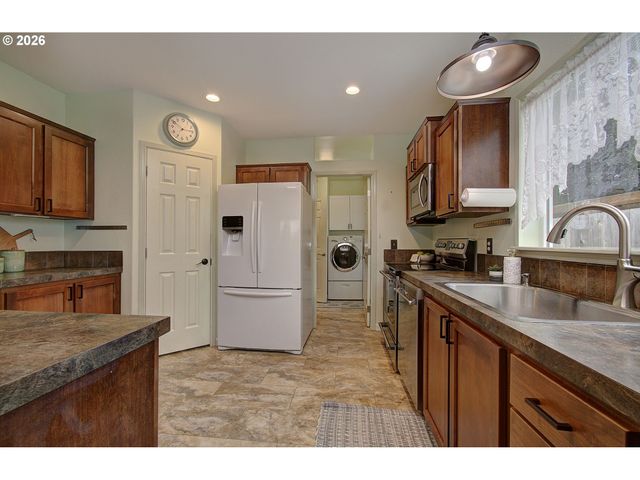 16812 Se 1ST St 9, Vancouver, WA 98684