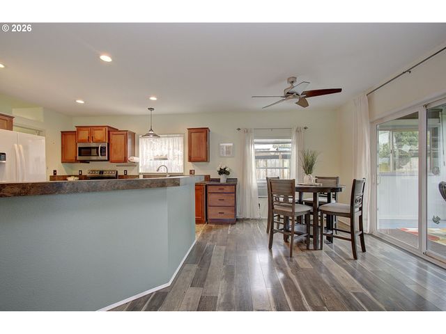 16812 Se 1ST St 9, Vancouver, WA 98684