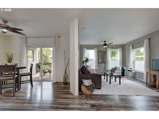 16812 Se 1ST St 9, Vancouver, WA 98684