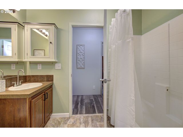 16812 Se 1ST St 9, Vancouver, WA 98684