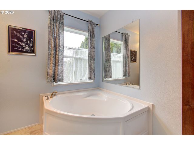 16812 Se 1ST St 9, Vancouver, WA 98684