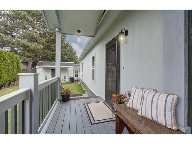16812 Se 1ST St 9, Vancouver, WA 98684
