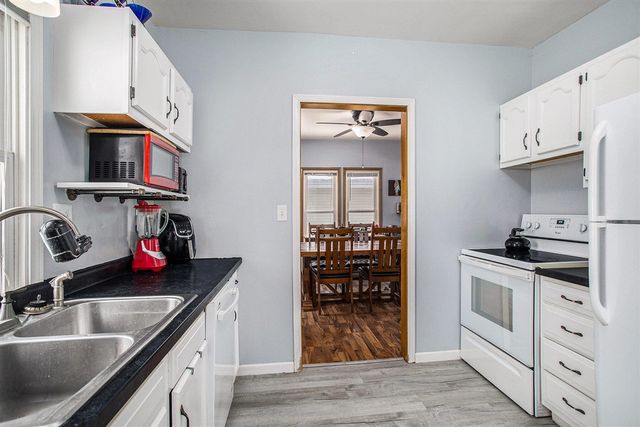 236 Surby Avenue, Battle Creek, MI 49015