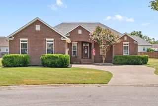793 Isaac Ct, Clarksville, TN 37040
