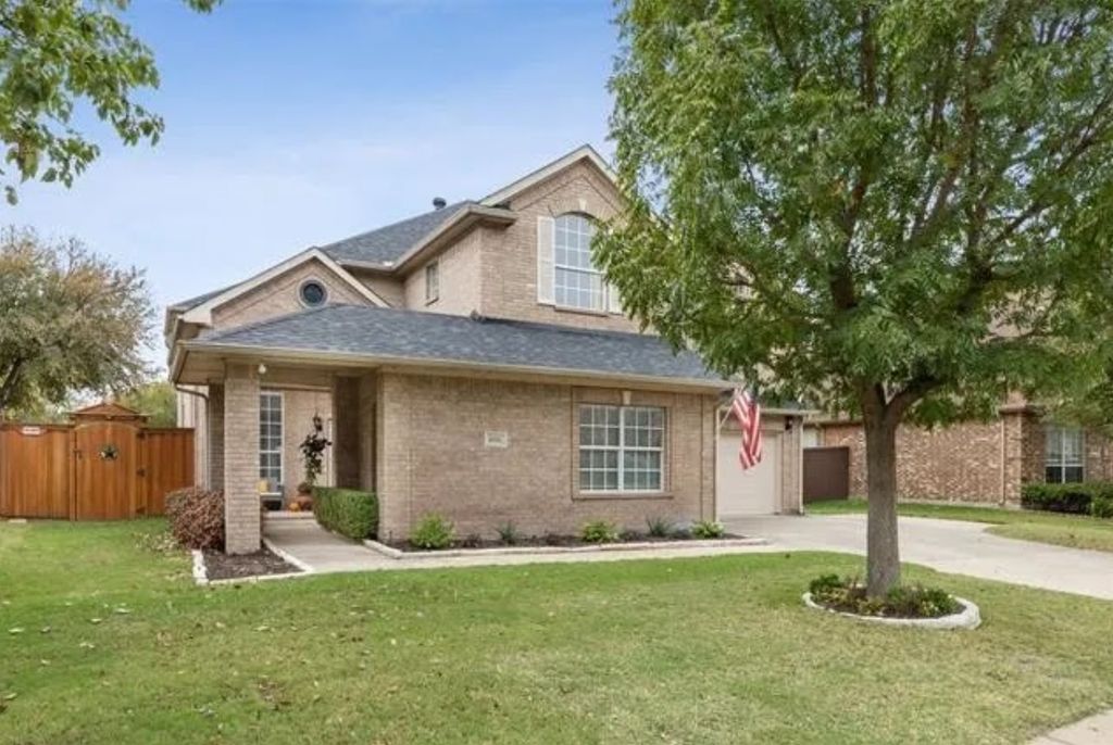 2051 Chisholm Trail, Frisco, TX 75033