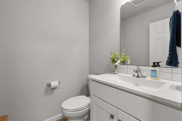 48270 Silver Oaks Boulevard, Mattawan, MI 49071