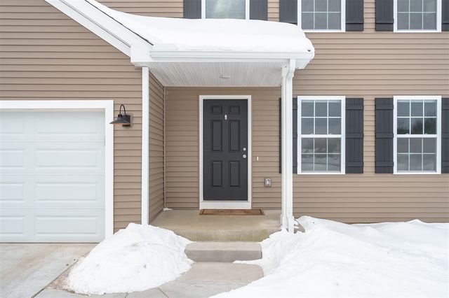 48270 Silver Oaks Boulevard, Mattawan, MI 49071