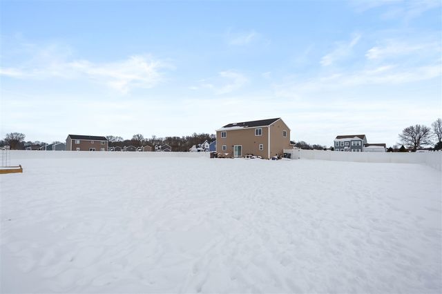 48270 Silver Oaks Boulevard, Mattawan, MI 49071