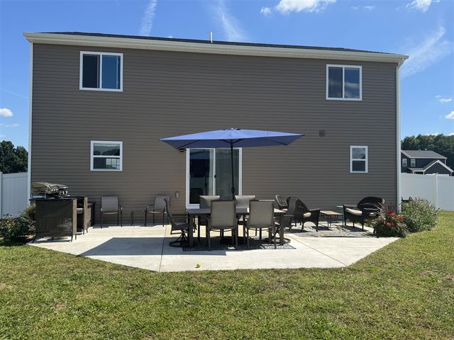 48270 Silver Oaks Boulevard, Mattawan, MI 49071