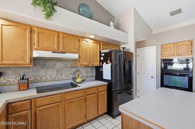 12675 N Granville Canyon Way, Oro Valley, AZ 85755