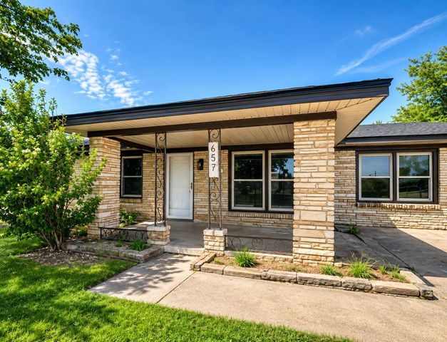657 E Frolich Drive, Midwest City, OK 73110