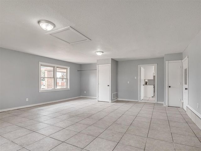 657 E Frolich Drive, Midwest City, OK 73110