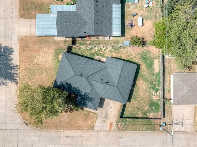 657 E Frolich Drive, Midwest City, OK 73110