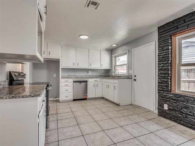 657 E Frolich Drive, Midwest City, OK 73110