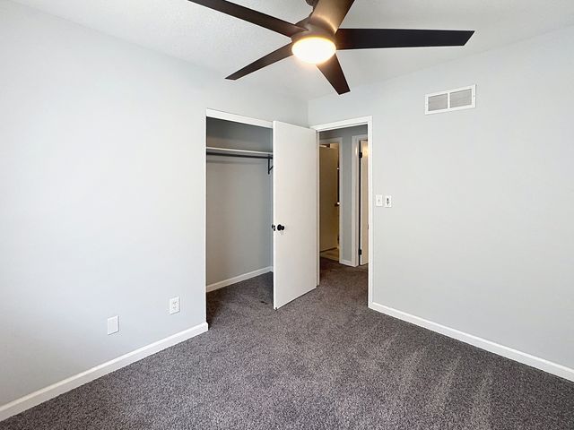 2324 W 59th Street, Davenport, IA 52806