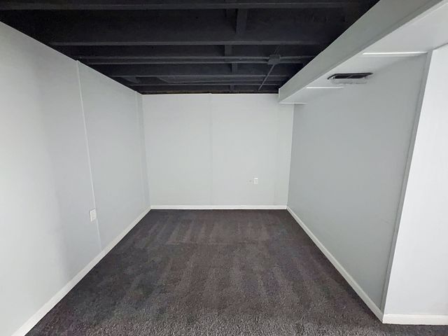 2324 W 59th Street, Davenport, IA 52806