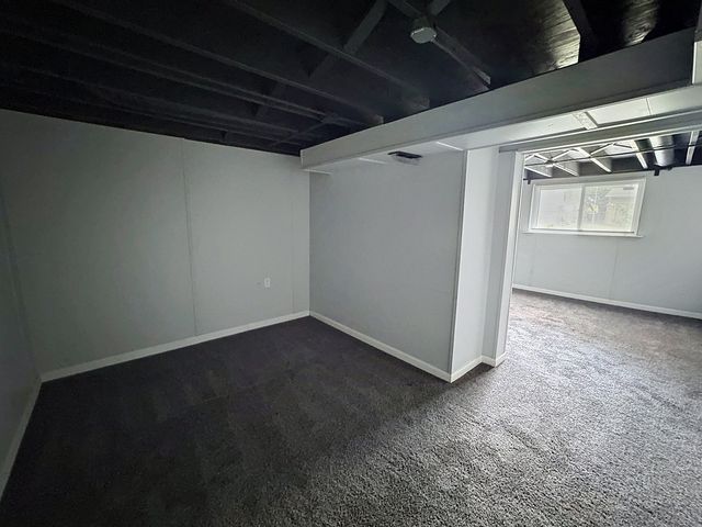 2324 W 59th Street, Davenport, IA 52806