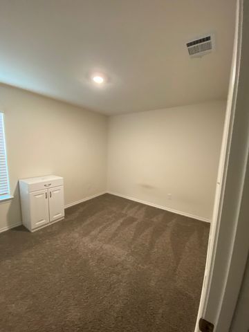 968 Glover Drive, Aubrey, TX 76227