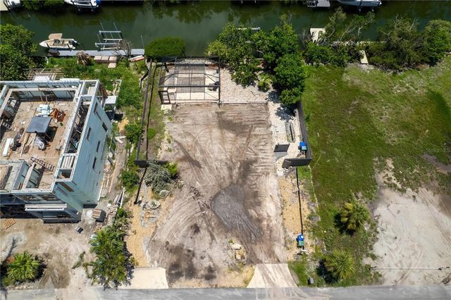 640 LYONS LANE, Longboat Key, FL 34228