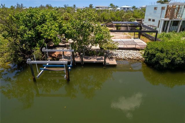 640 LYONS LANE, Longboat Key, FL 34228