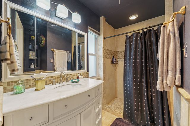 6317 Stonewall Street, Greenville, TX 75402